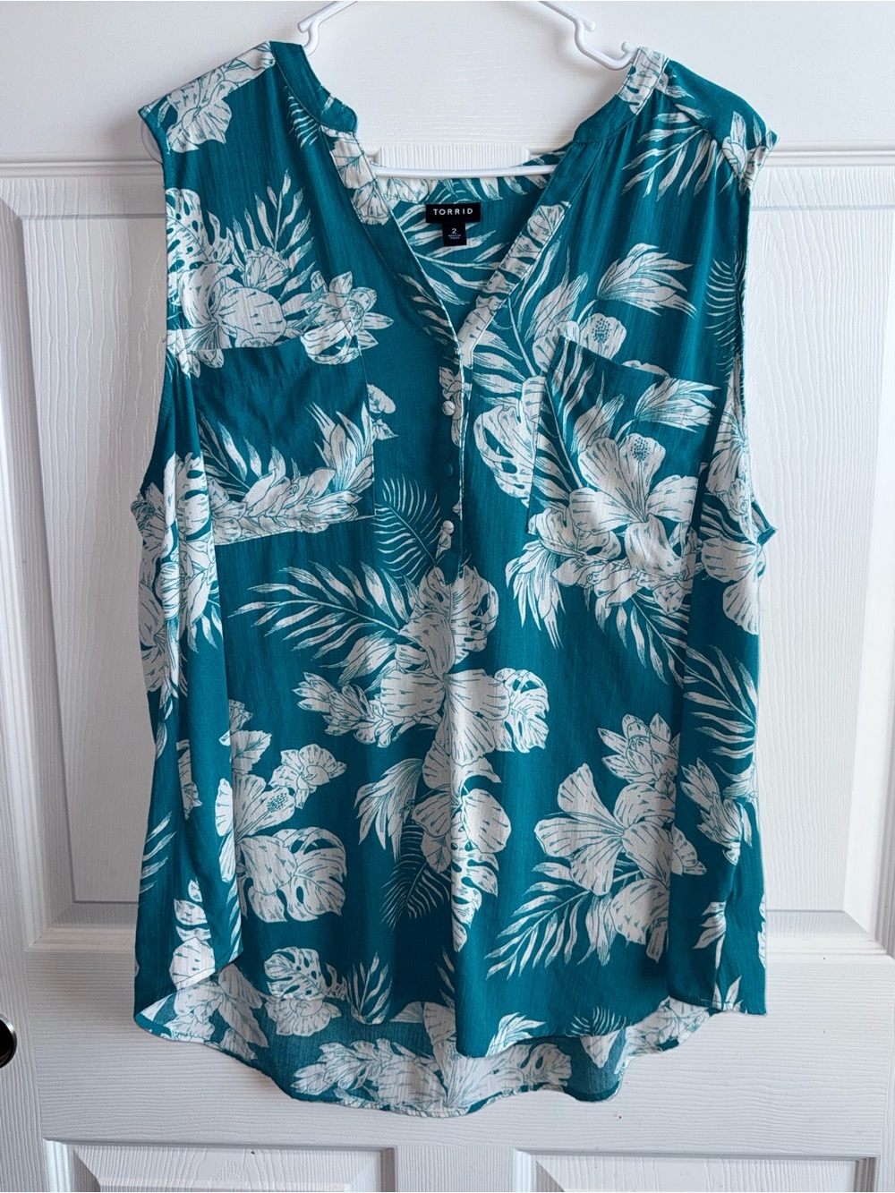 Torrid Teal Floral Sleeveless Henley Button Top.